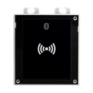 2N® IP Verso – Bluetooth & RFID reader 125kHz, Seos® Compatible 13.56MHz, NFC, PICard compatible